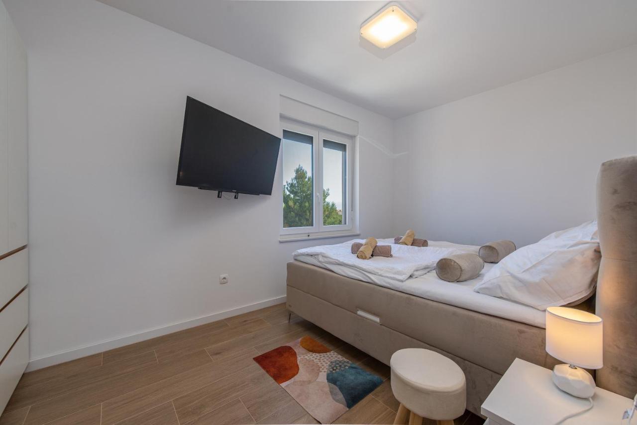 Villa Elite Vir Bagian luar foto